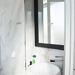 Matisse No11 - One Bedroom Center *