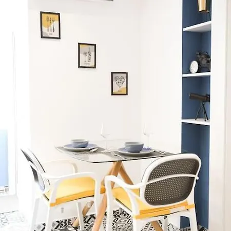 Matisse No11 - One Bedroom Center Appartement