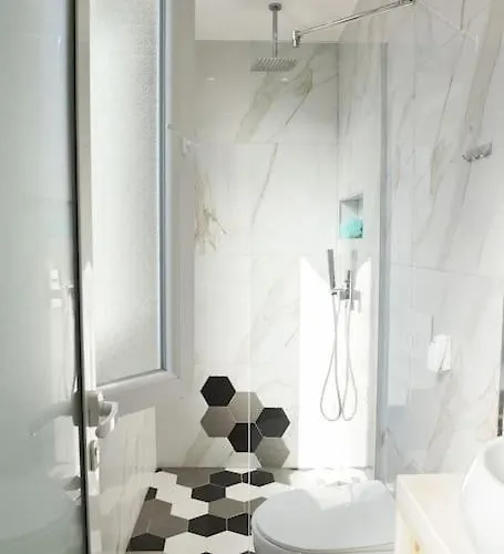 公寓 Matisse No11 - One Bedroom Center With Parking